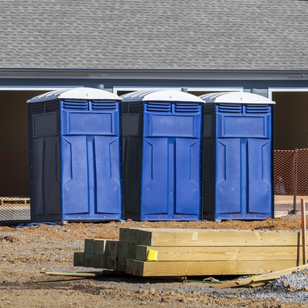 how can i report damages or issues with the portable restrooms during my rental period in Grand Ronde Oregon